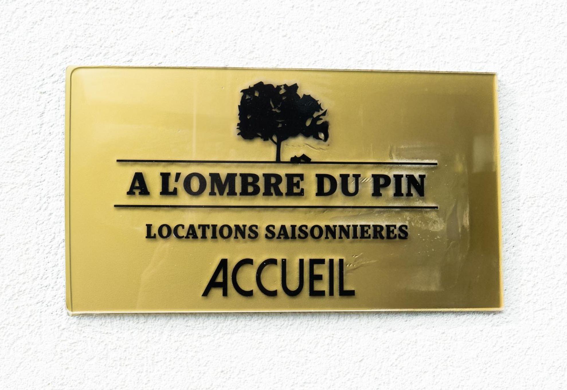 Appartement 1-4 Pers - Aeroport Cdg, Parc Expo, Villepinte - A L'Ombre Du Pin "9" Le Pin  Dış mekan fotoğraf